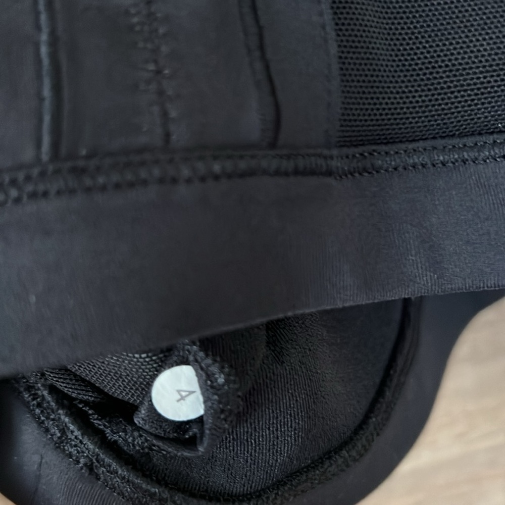 Lululemon Sports Bra - Picture 4 of 5